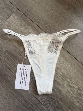 Lace-Trim White Thong Panty with Double Side Straps